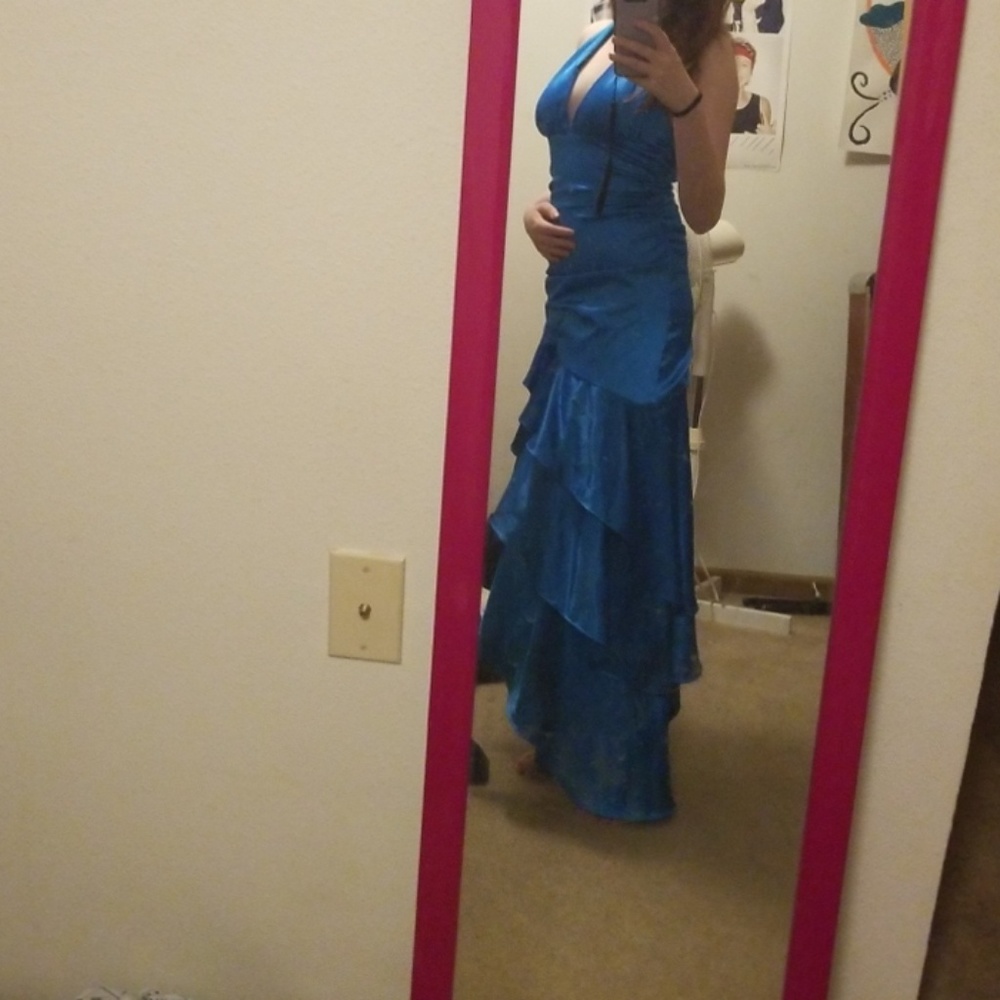Blue dress - Picture 5 of 7